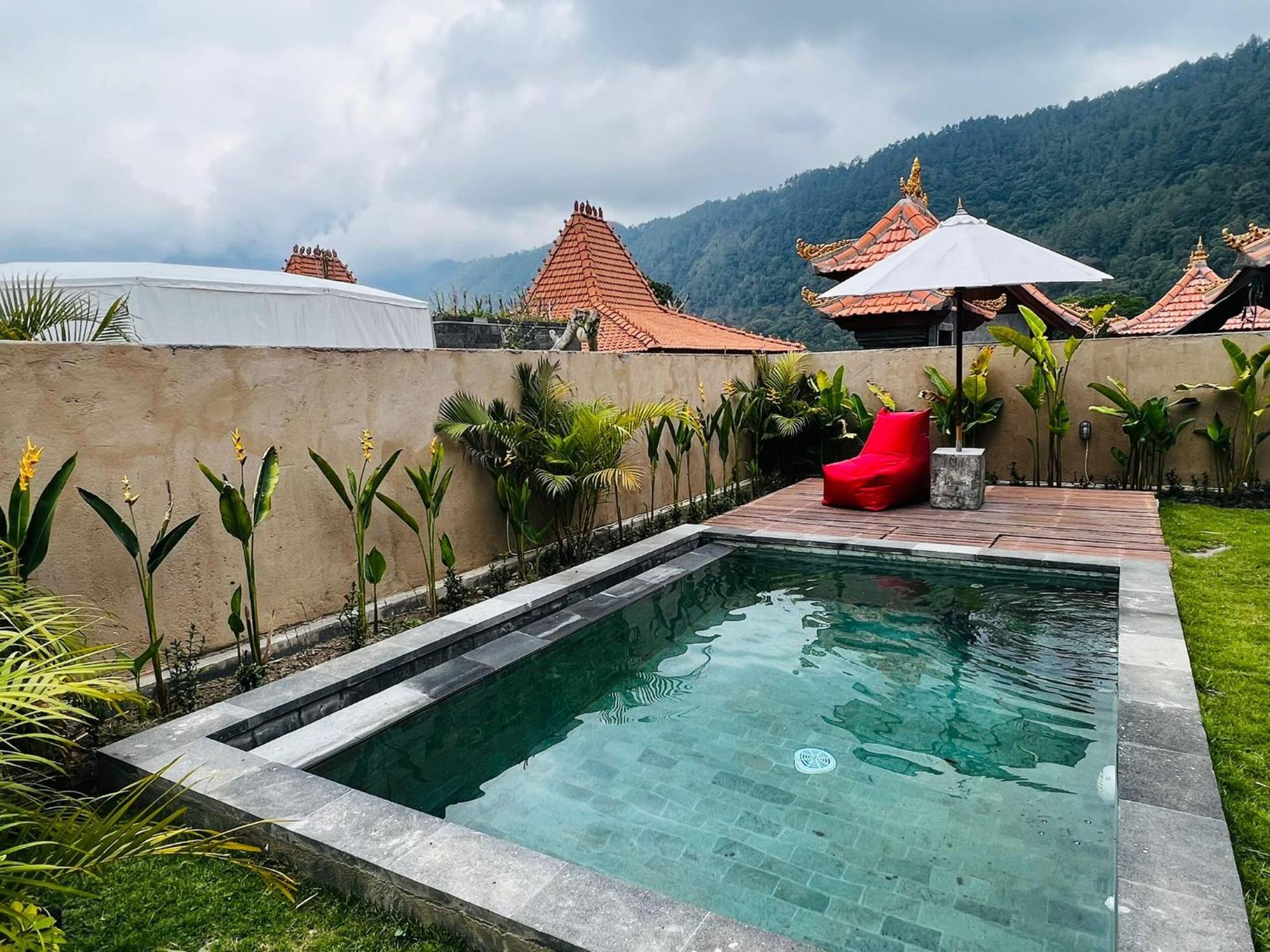 Starlake Villa & Glamping Kubupenlokan Exterior photo